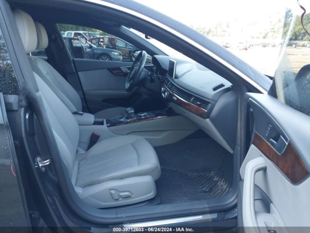 WAUBNDF58KA043421 Audi A5 45 Premium