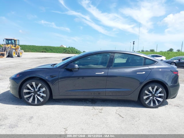 Tesla Model 3 Rear-wheel Drive 2024 5YJ3E1EA7RF752685 Image 17
