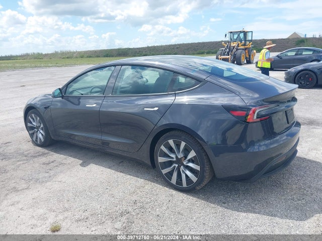 2024 TESLA MODEL 3 5YJ3E1EA8RF748984 Photo 2
