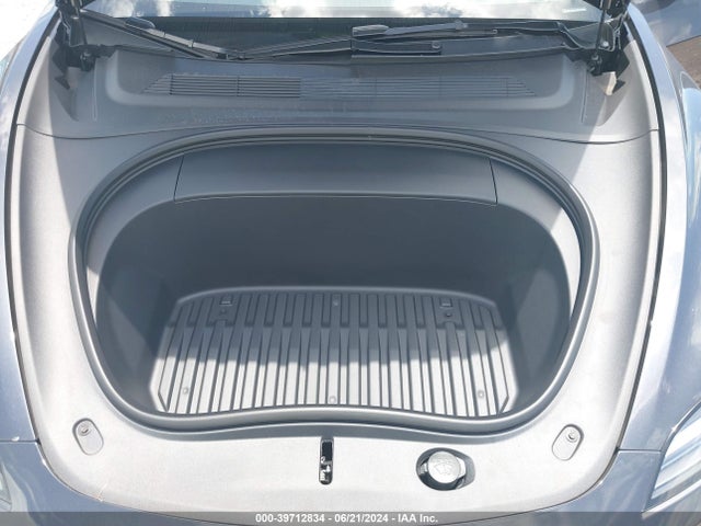 2024 TESLA MODEL 3 5YJ3E1EA8RF751609 Photo 9