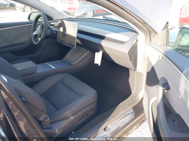 2024 TESLA MODEL 3 5YJ3E1EA8RF752601 Photo 4