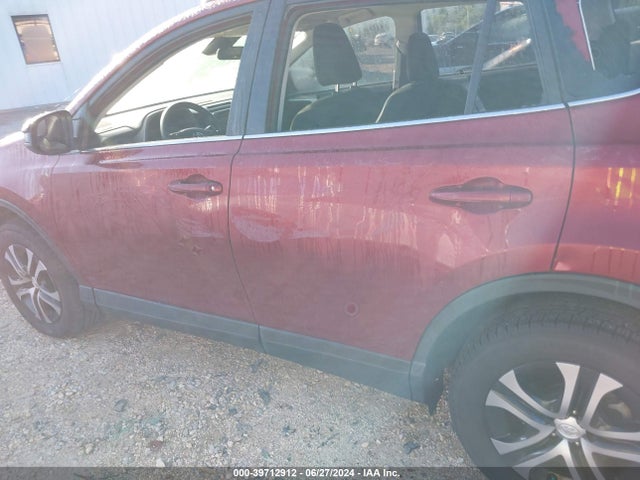 Toyota RAV4 LE 2018 2T3BFREV8JW833462 Image 14