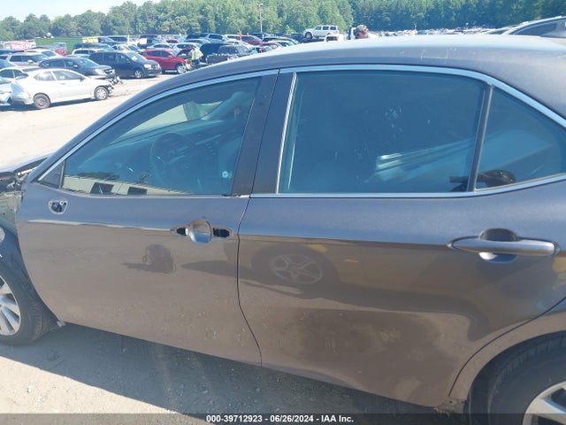 Toyota CAMRY LE 2020 4T1L11AK1LU968715 Image 13