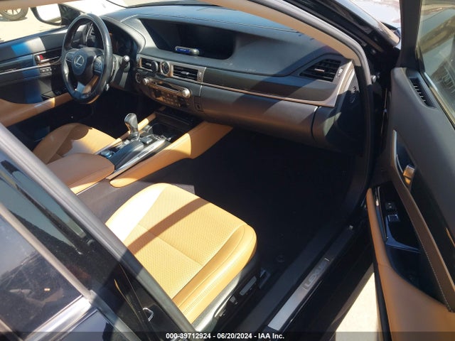 Lexus GS 200T 2016 JTHBA1BL8GA000754 Image 5