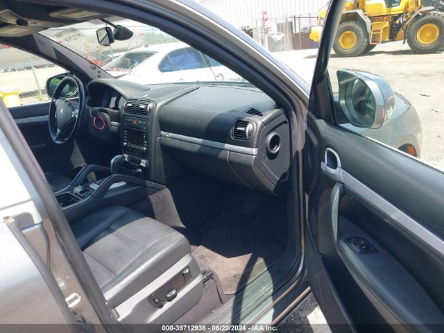 2010 PORSCHE CAYENNE WP1AA2AP9ALA01090 Photo 4