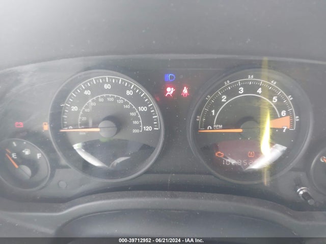 1C4NJRFBXFD270032 Jeep Patriot Latitude