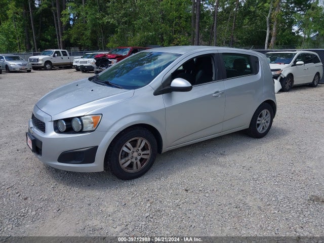 Chevrolet Sonic Lt Auto 2014 1G1JC6SH6E4220771 Image 2