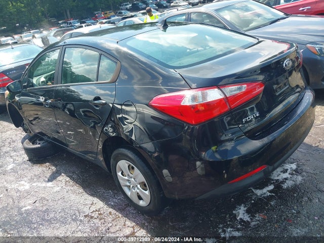 KIA FORTE LX 2016 KNAFX4A67G5550807 Image 3