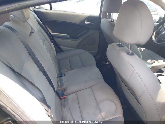 KIA FORTE LX 2016 KNAFX4A67G5550807 Image 8