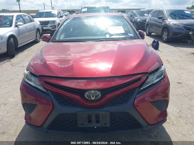 Toyota CAMRY SE 2018 4T1B11HK0JU559233 Image 12