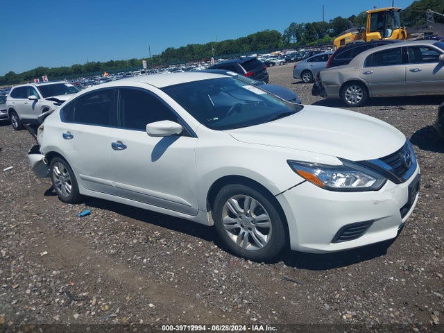 Nissan Altima 2.5 S 2017 1N4AL3AP8HC251163 Image 1