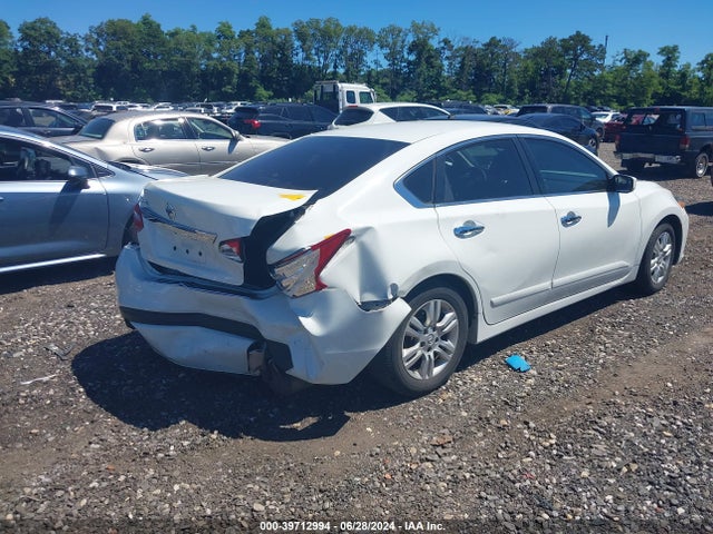 Nissan Altima 2.5 S 2017 1N4AL3AP8HC251163 Image 4