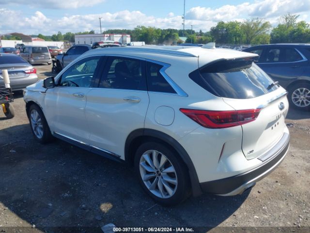3PCAJ5M32KF110877 Infiniti Qx50 Essential
