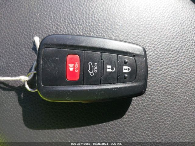 JTMRWRFV6MD118775 Toyota Rav4 Hybrid Xle