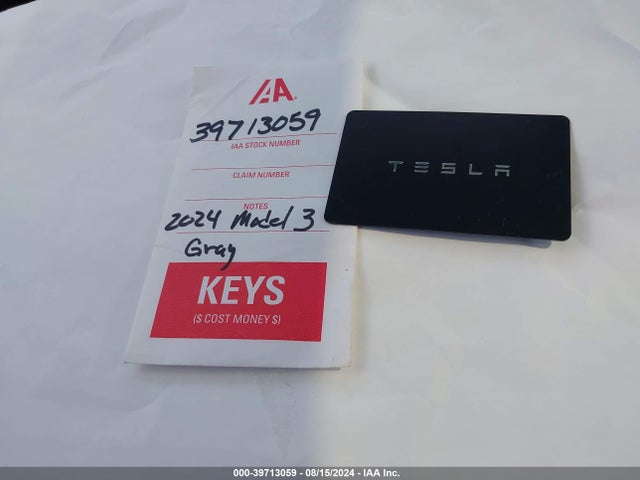 2024 TESLA MODEL 3 5YJ3E1EAXRF752485 Photo 10