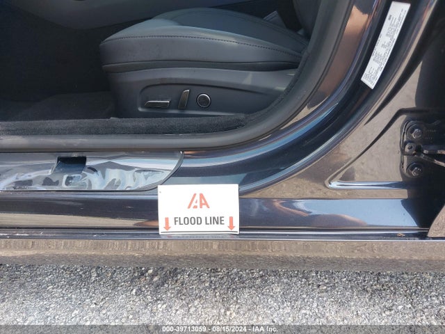2024 TESLA MODEL 3 5YJ3E1EAXRF752485 Photo 5