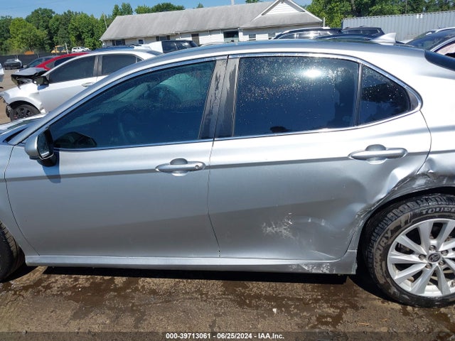Toyota CAMRY LE 2021 4T1C11AK8MU493940 Image 14