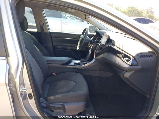 Toyota CAMRY LE 2021 4T1C11AK8MU493940 Image 5
