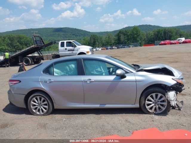 4T1B11HK0JU650437 Toyota CAMRY LE