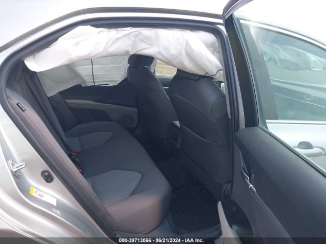 4T1B11HK0JU650437 Toyota CAMRY LE