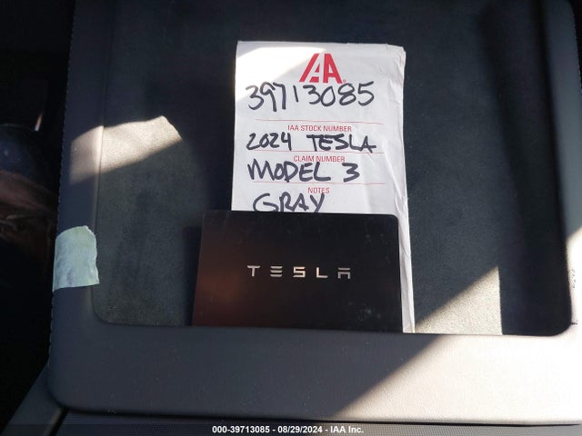 2024 TESLA MODEL 3 5YJ3E1EAXRF752745 Photo 10