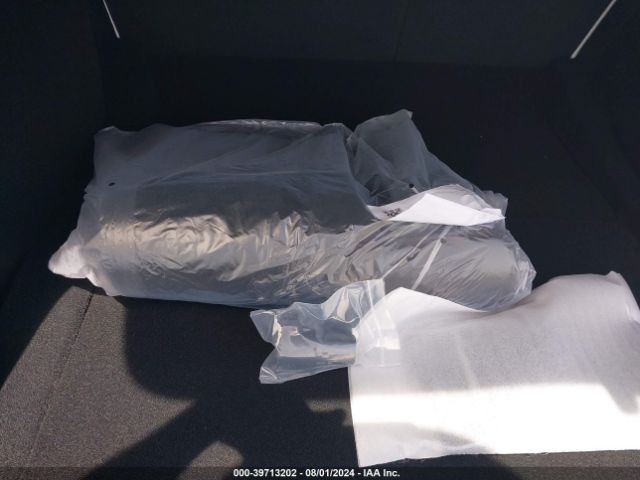 5YJ3E1ET8RF772171 Tesla MODEL 3