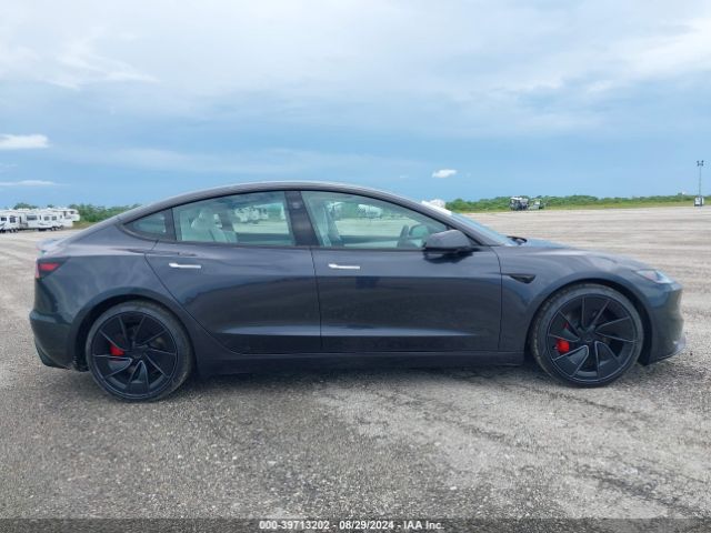 5YJ3E1ET8RF772171 Tesla MODEL 3