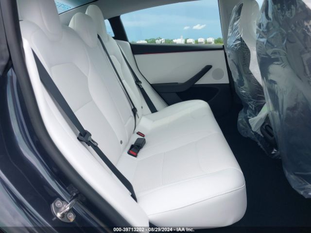 5YJ3E1ET8RF772171 Tesla MODEL 3