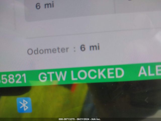 5YJ3E1ET9RF785821 Tesla MODEL 3