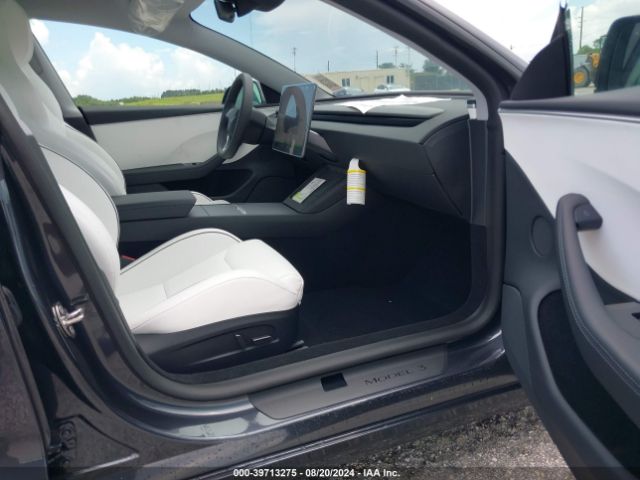 5YJ3E1ET9RF785821 Tesla MODEL 3