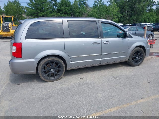 2C4RC1BG3ER312714 Chrysler Town & Country Touring