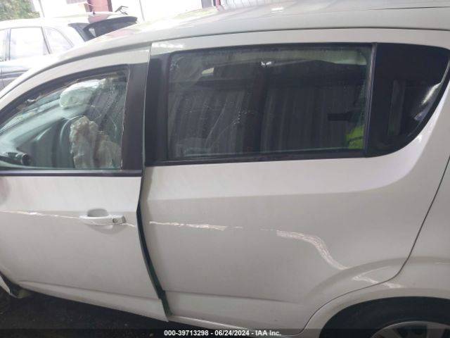 1G1JG6SH2H4144460 Chevrolet Sonic Lt Auto