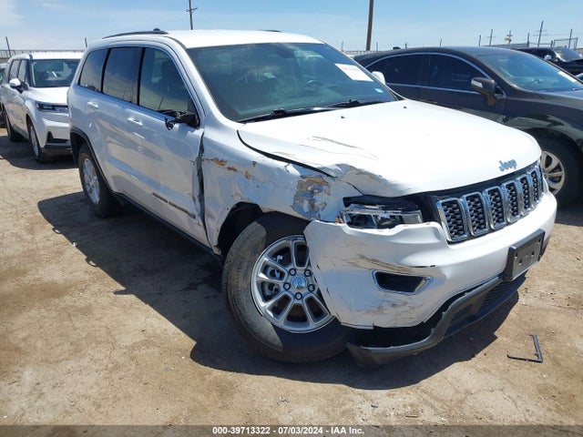 1C4RJEAG7JC277600 Jeep Grand Cherokee Laredo 4x2
