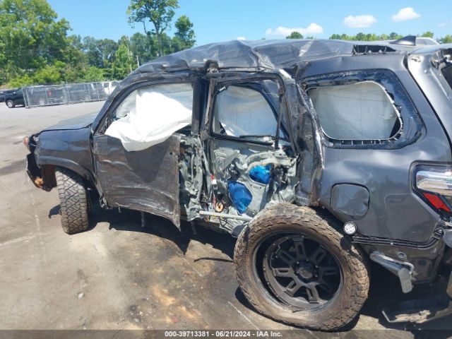 JTEBU5JR1H5461998 Toyota 4RUNNER SR5
