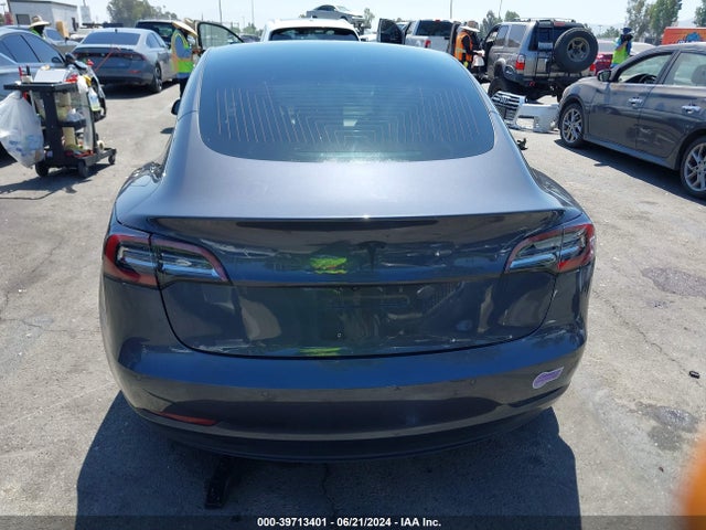 Tesla Model 3 Long Range/performance 2018 5YJ3E1EB5JF147478 Image 17