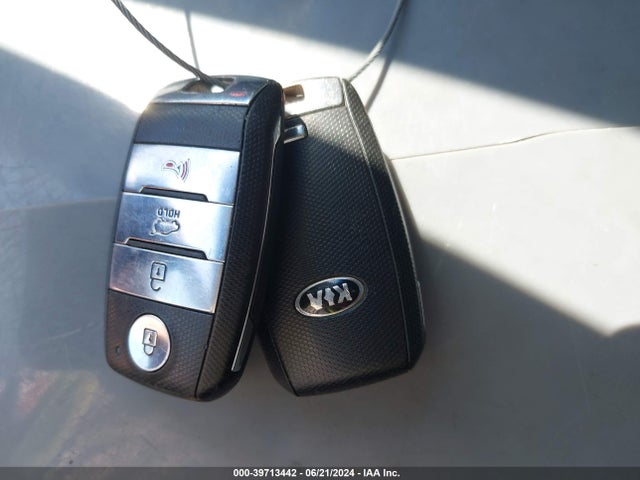 KIA Sorento 3.3l Ex 2016 5XYPH4A58GG106015 Image 11