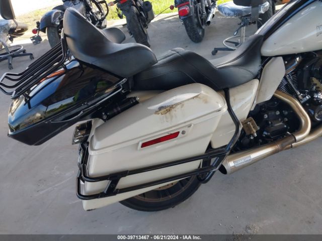 2023 HARLEY-DAVIDSON FLHXST 1HD1ABL18PB601526 Photo 3