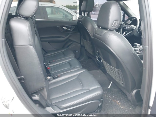 WA1VAAF77KD028266 Audi Q7 55 Premium