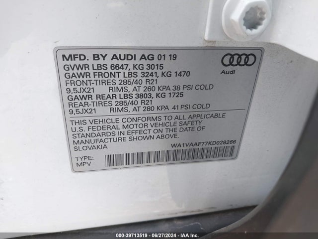 WA1VAAF77KD028266 Audi Q7 55 Premium