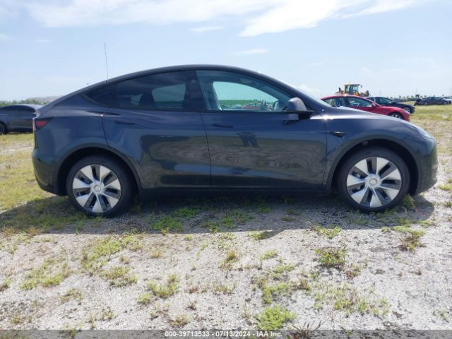 7SAYGDEEXRA272290 Tesla Model Y Long Range Dual Motor All-wheel Drive