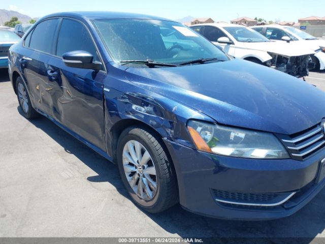 1VWAT7A32FC029940 Volkswagen Passat 1.8t Wolfsburg Edition