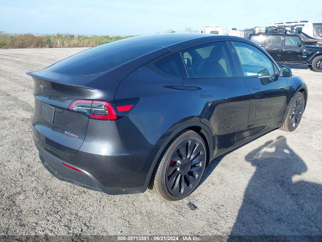 2024 TESLA MODEL Y 7SAYGDEF1RA266290 Photo 3