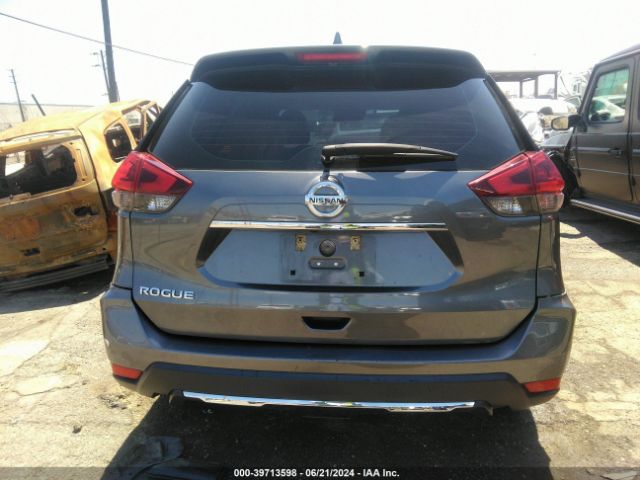 5N1AT2MT6LC819928 Nissan Rogue S Fwd