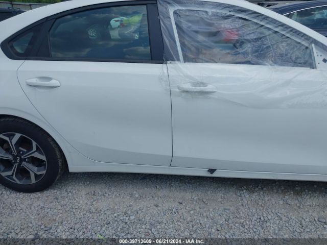 3KPF24AD8LE191790 KIA Forte Lxs