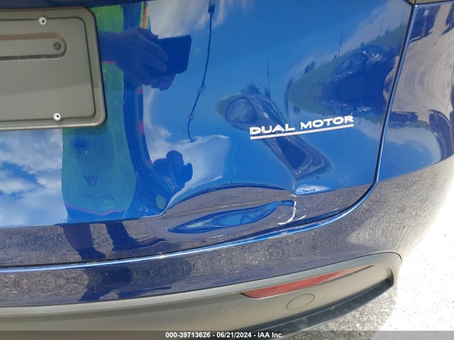2024 TESLA MODEL Y 7SAYGDEF1RA273742 Photo 5
