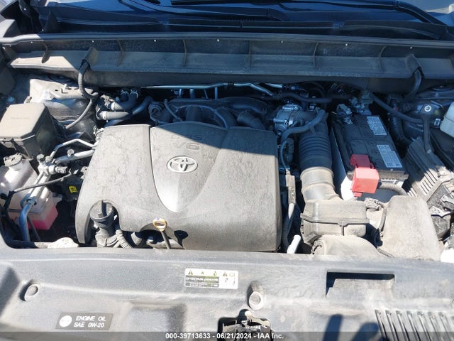 Toyota Highlander Xle 2022 5TDGZRBH4NS585925 Image 10