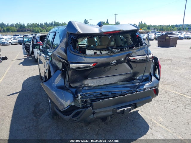 Toyota Highlander Xle 2022 5TDGZRBH4NS585925 Image 6