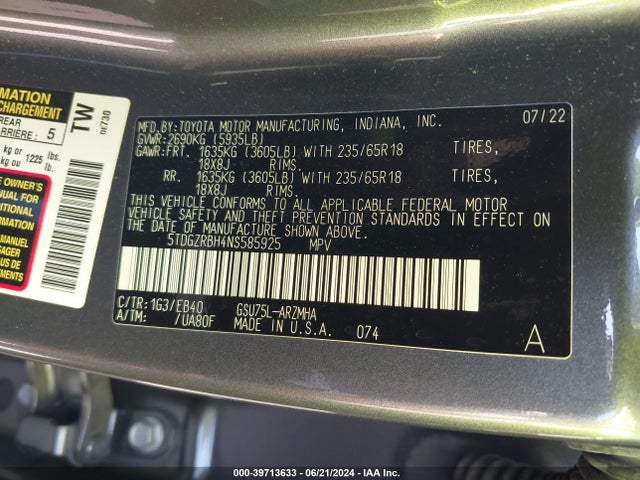 Toyota Highlander Xle 2022 5TDGZRBH4NS585925 Image 9