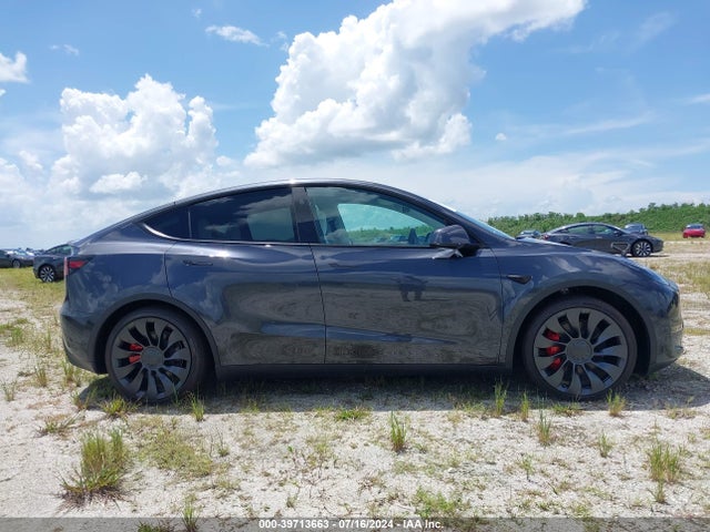 7SAYGDEF1RA275409 Tesla Model Y Performance Dual Motor All-wheel Drive