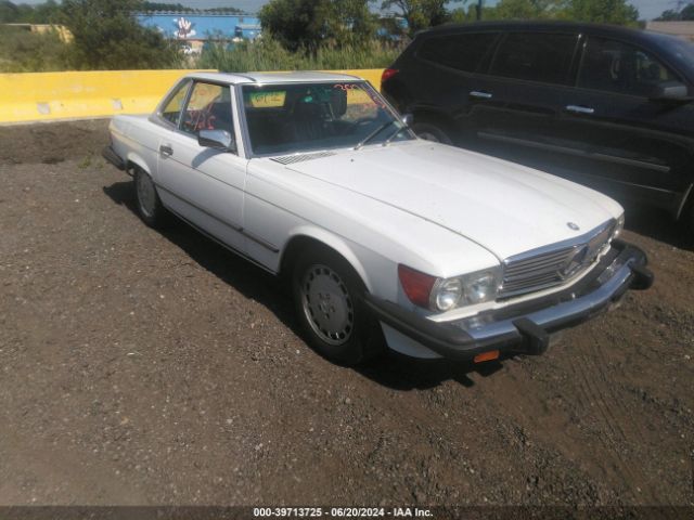 1988 MERCEDES-BENZ 560 WDBBA48D1JA073036